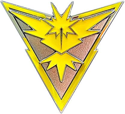 Pokémon TCG: GO Special Collection - Team Instinct (1 Foil Promo Card, 1 Deluxe pin & 6 Booster Packs)